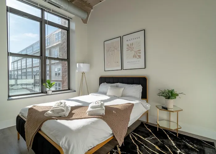 Slumber - Mccormick Chicago