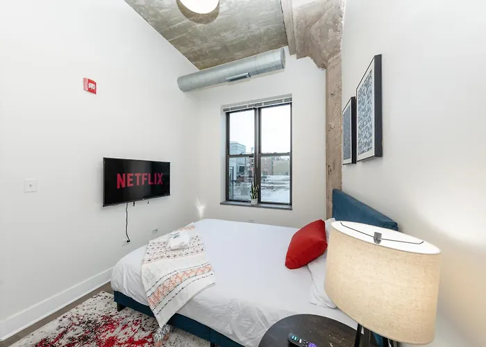 Slumber - Mccormick Chicago